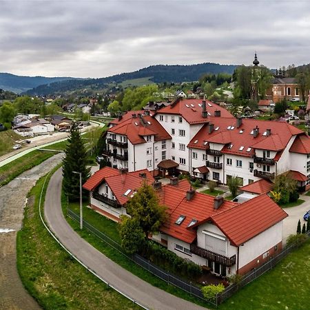Apartamenty Sun & Snow Nad Potokiem Криниця-Здруй Екстер'єр фото