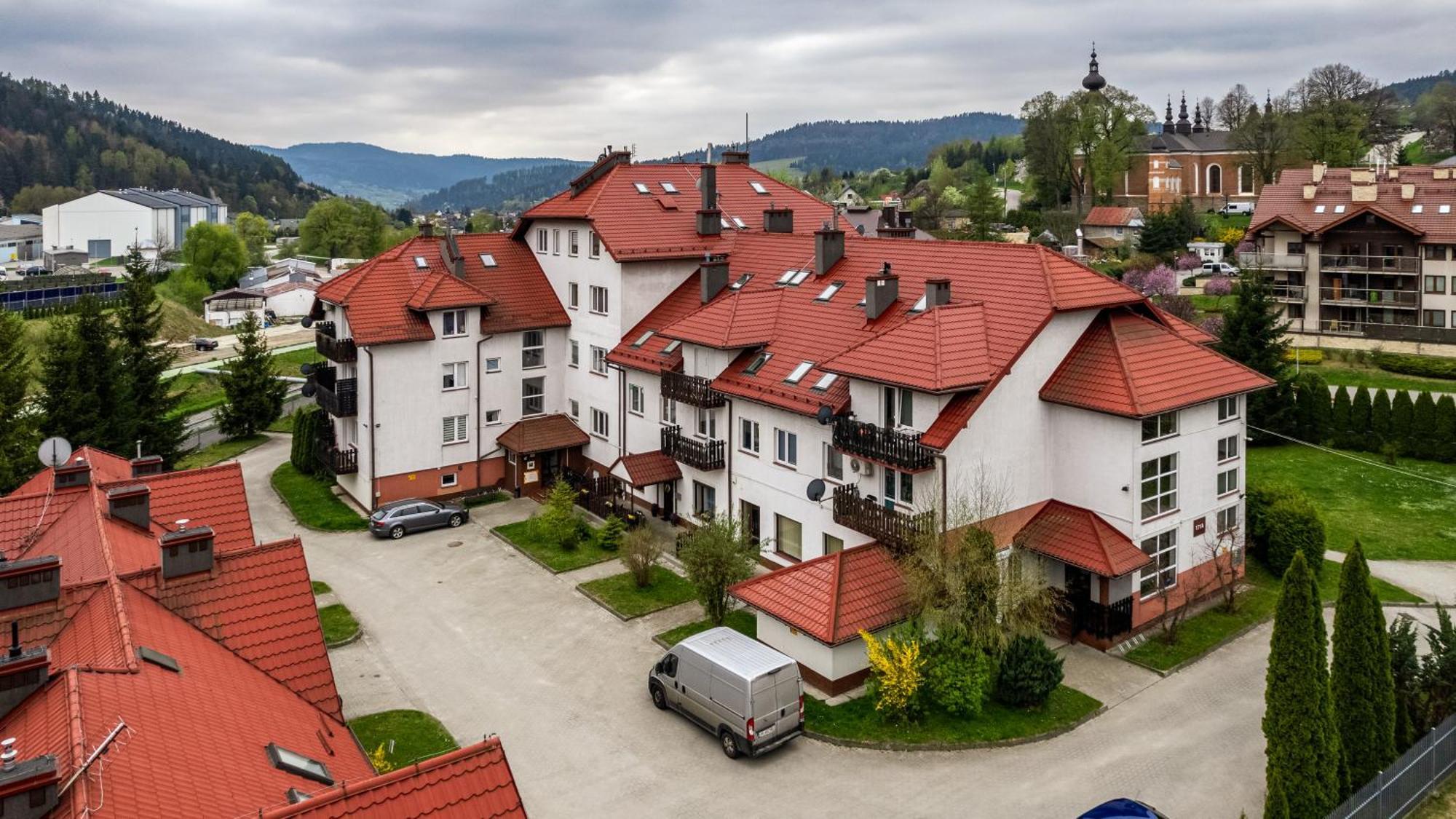 Apartamenty Sun & Snow Nad Potokiem Криниця-Здруй Екстер'єр фото